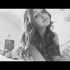 Meet your Posher, Aria