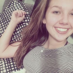 Meet your Posher, Katelyn