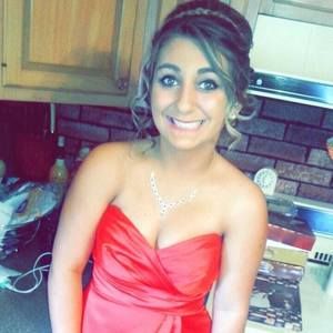 Meet your Posher, Alicia