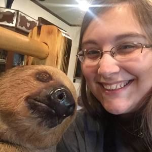 Meet your Posher, Carly