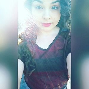 Meet your Posher, Sarajane