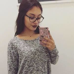 Meet your Posher, Myra