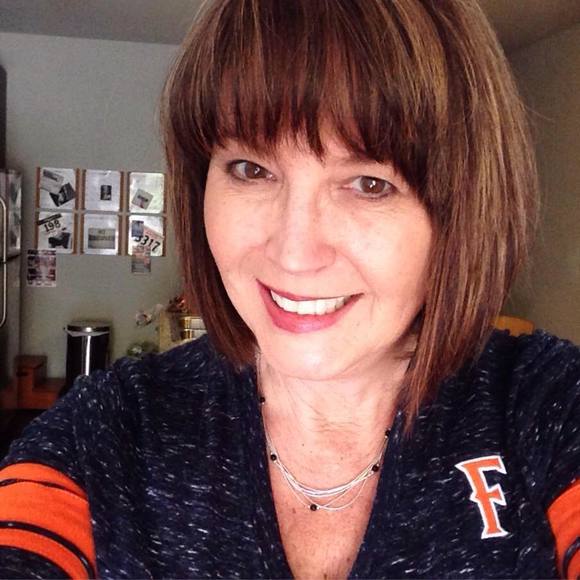 Meet your Posher, Michelle - Picture 1 of 1