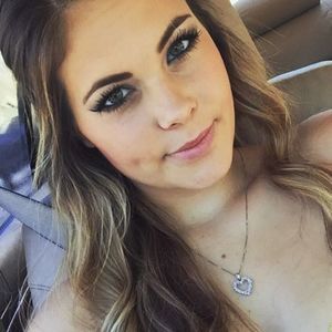 Meet your Posher, Paige