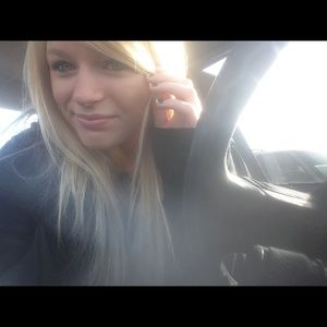 Meet your Posher, Thyra