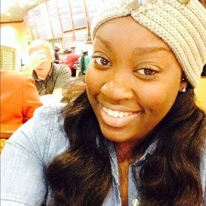 Meet your Posher, Kaylin