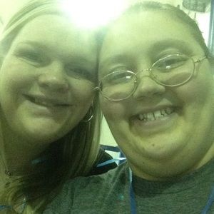 Meet your Posher, Sharon