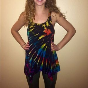 Black multicolor racer back flowy tank top.