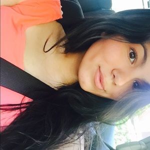 Meet your Posher, Anabel