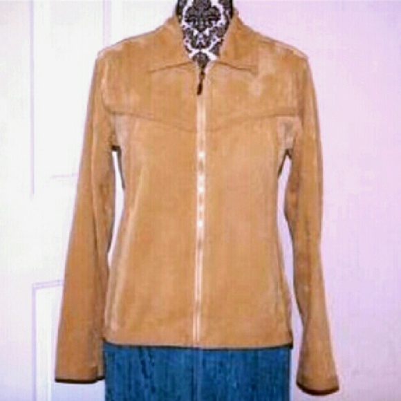 ❤️5/$25. Soft Fleece Lined Tan Jacket