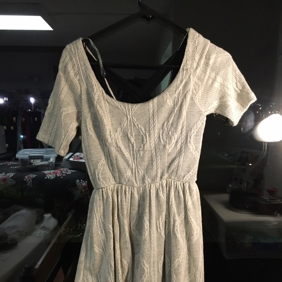 SIZE MEDIUM MONTEAU SWEATER DRESS