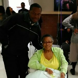 Meet your Posher, Devonte