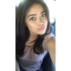 Meet your Posher, Yemmi