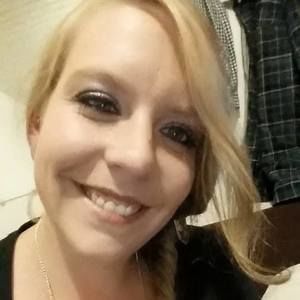 Meet your Posher, Desiree