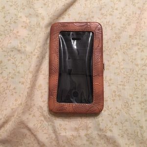 Icing iPhone 5 wallet