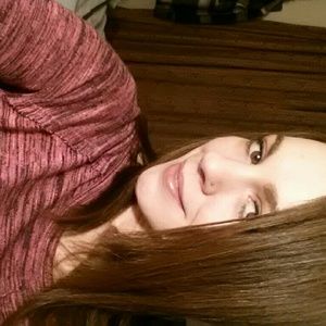 Meet your Posher, Stacy