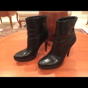 Nine West black ankle boot