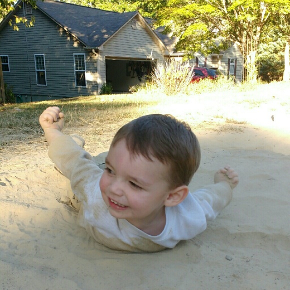 Meet your Posher, Meredith - Picture 4 of 4