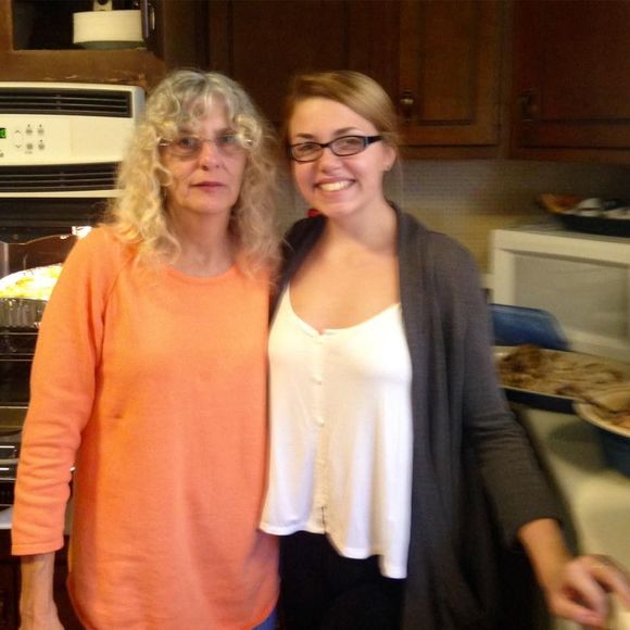 Meet your Posher, Amy - Picture 1 of 1