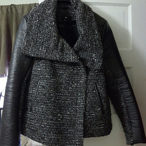 H&M Jackets & Blazers - Jacket worn no more than 3 times
