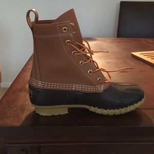 Size 7 L.L.Bean bean boots 8" BRAND NEW NEVER WORN