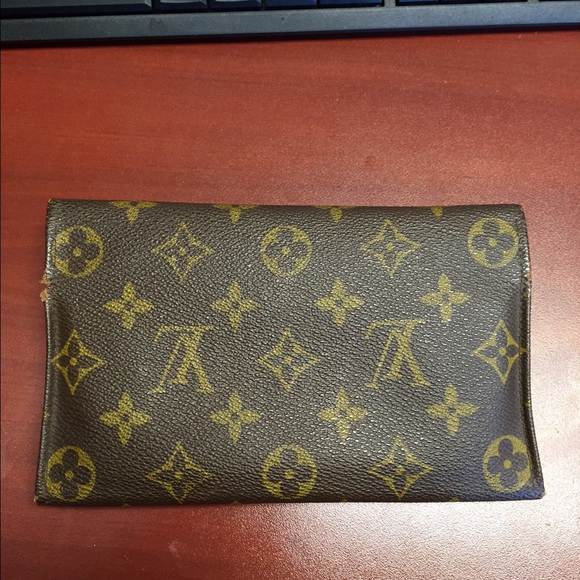 SOLD! Authentic Vintage LV Wallet from mid-70s - Picture 4 of 4