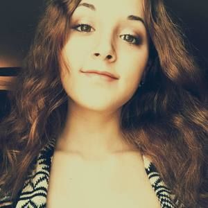 Meet your Posher, Caroline