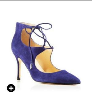 Lace up pointed pumps