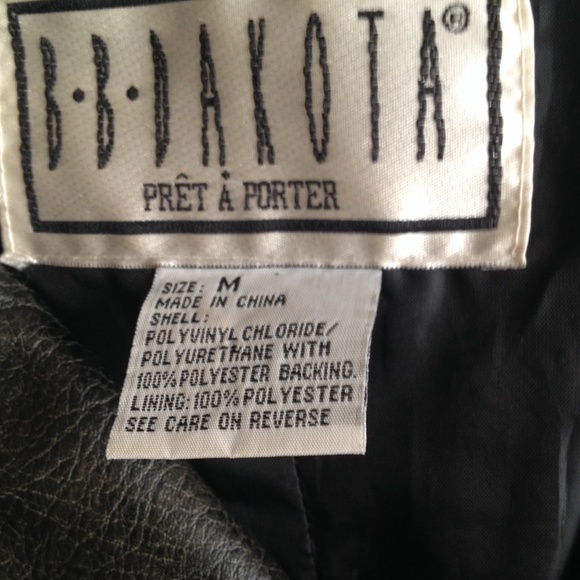 Super Chic Black Jacket - image 3