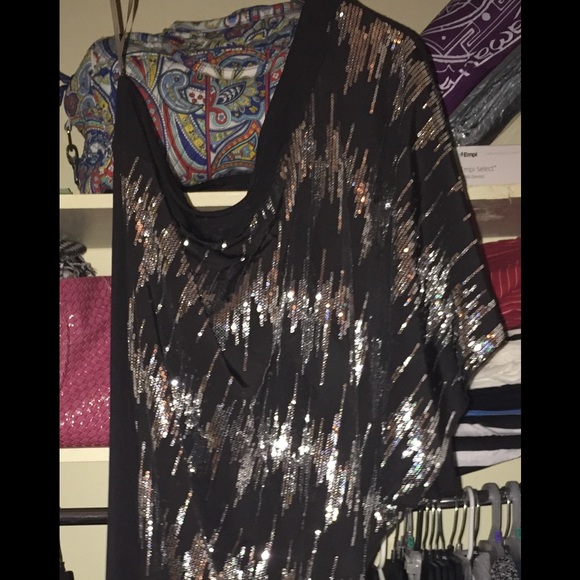 Maurices Studio Y Club mini