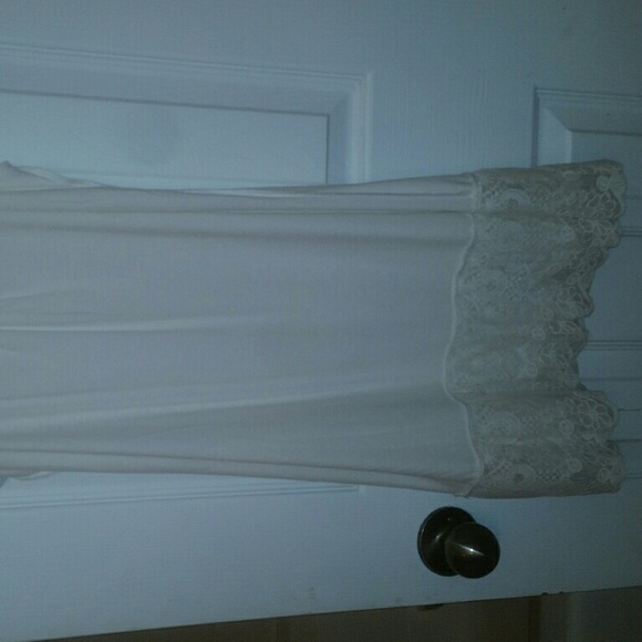 Tank - Picture 2 of 2