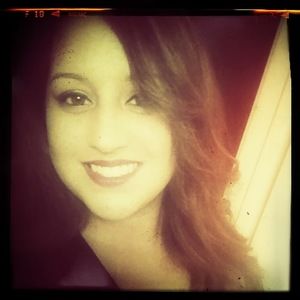 Meet your Posher, Laura