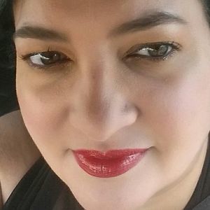 Meet your Posher, Mayra