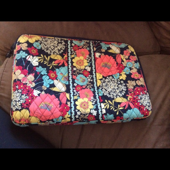 Vera Bradley Laptop sleeve