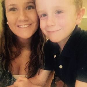 Meet your Posher, Lindsey