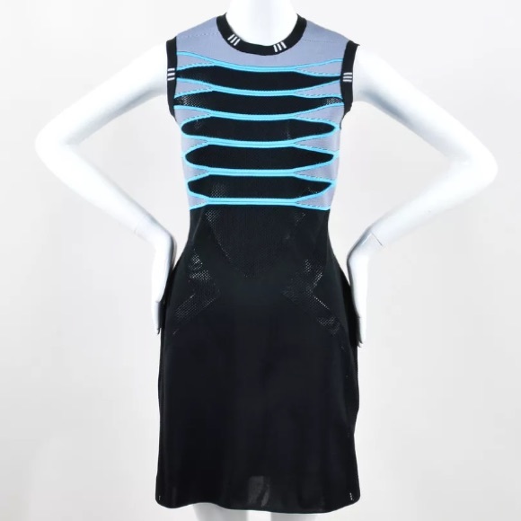 bodycon dress with air forces Louise
