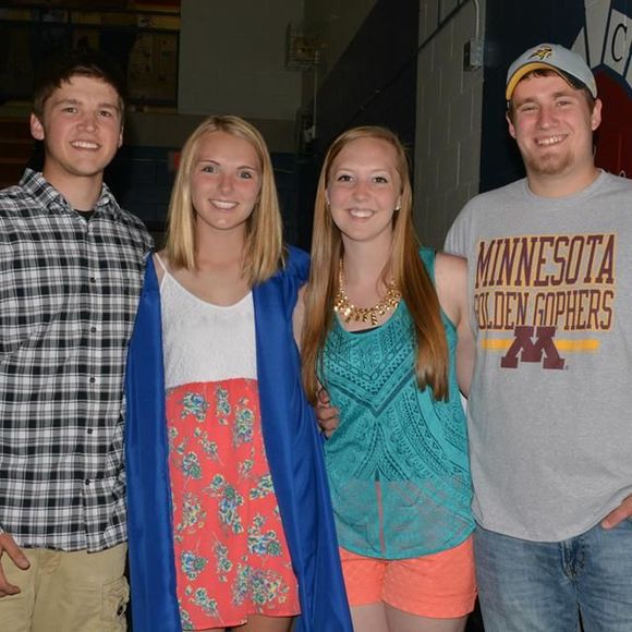 Meet your Posher, Lily - Picture 1 of 1