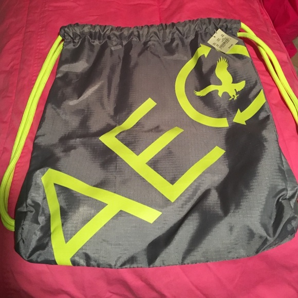American eagle synch bag