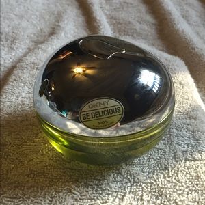 DKNY Be Delicious 3.4 oz perfume. Not new