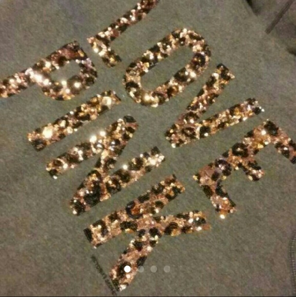 Victoria's secret fur jacket!! - Picture 1 of 3