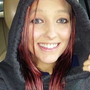 Meet your Posher, Anna