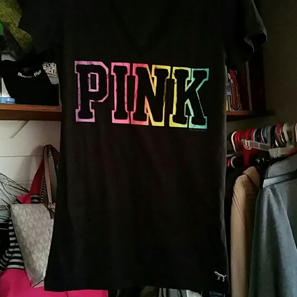 PINK vcut shirt