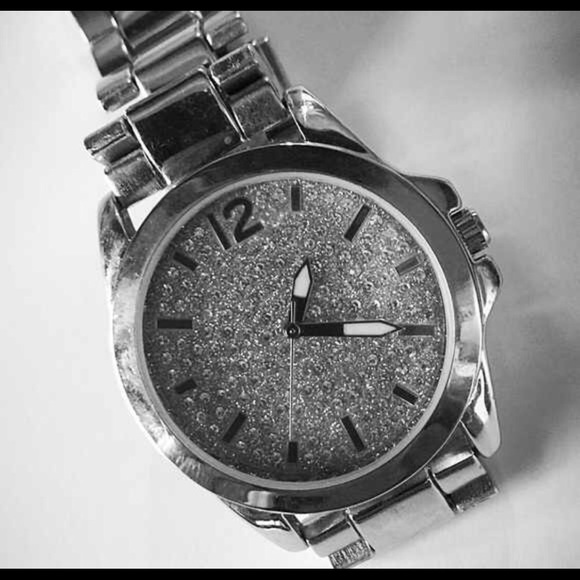2 watches - silver and rose gold
