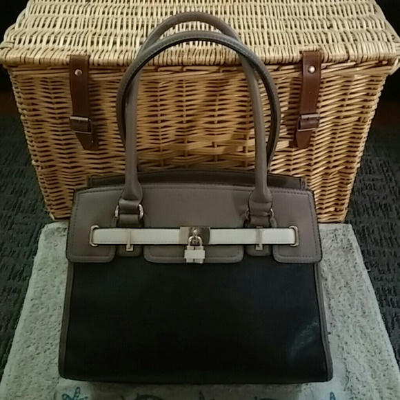 Shoulder Bag (Very Pretty)