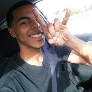 Meet your Posher, Jose