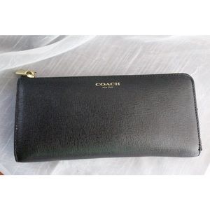 🎉HP 1.13.16🎉Coach Accordion Wallet