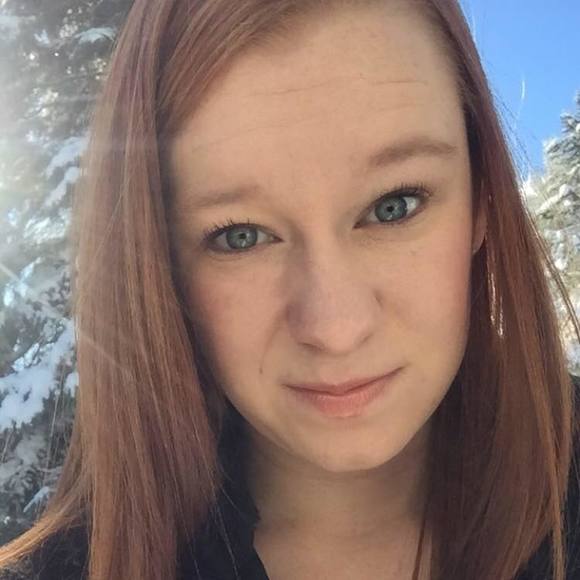 Meet your Posher, Chelsey