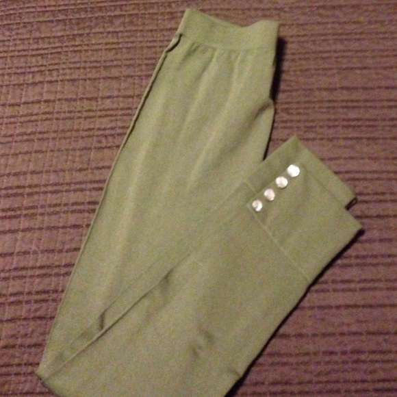 Olive green leggings