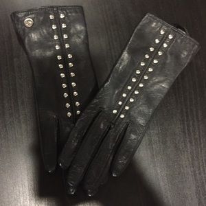 Michael Kors studded gloves