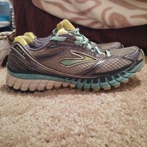Brooks Ghost 6 Running Shoes
